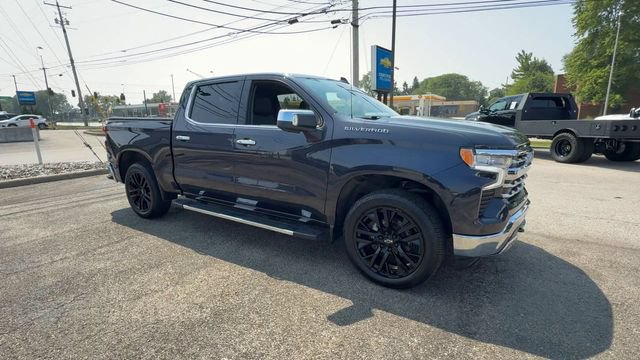 Used 2023 Chevrolet Silverado 1500 LTZ w/ LTZ Premium Package AWD/4WD image 2