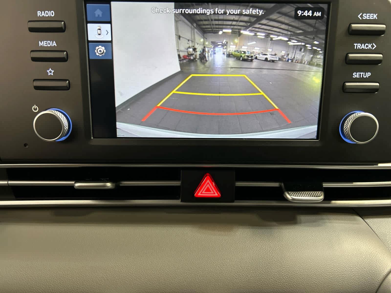 New 2026 Hyundai Elantra SE FWD image 6