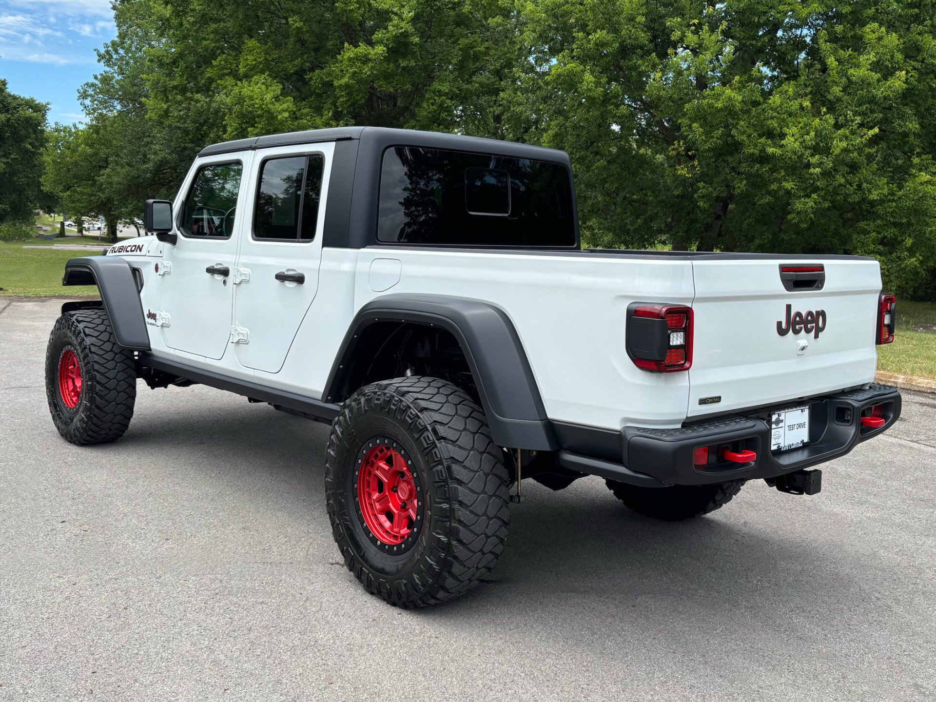 Used 2022 Jeep Gladiator Rubicon w/ LED Lighting Group AWD/4WD image 4