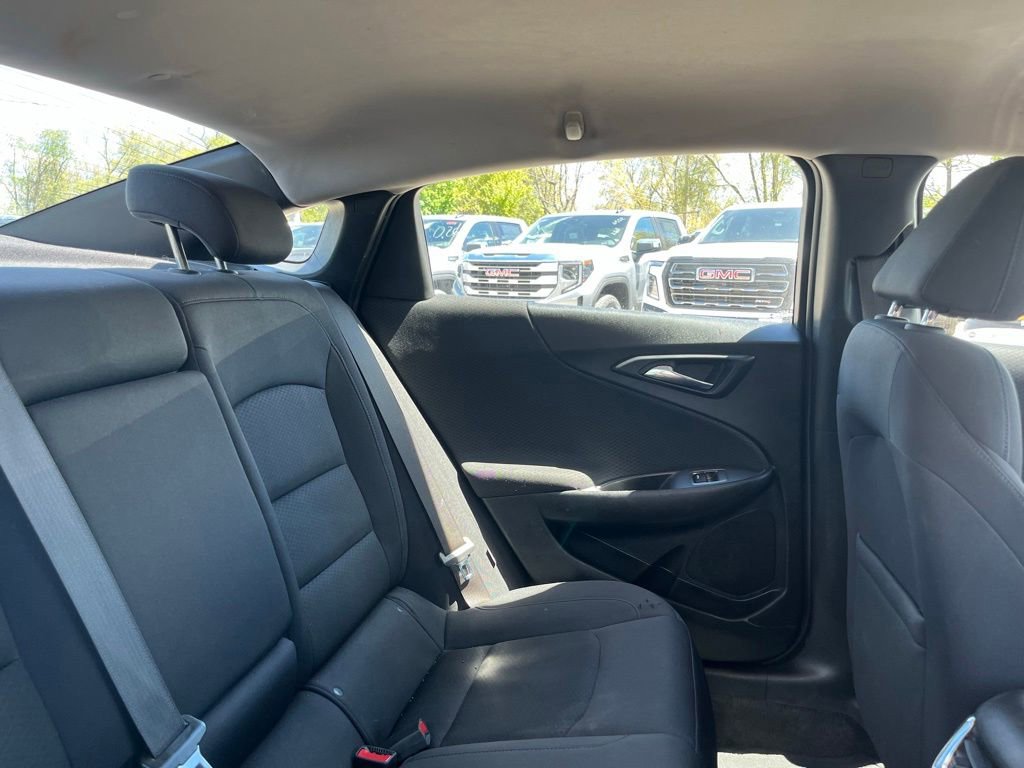 Used 2022 Chevrolet Malibu LT FWD image 31