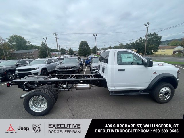 New 2027 RAM 5500 Tradesman AWD/4WD image 3