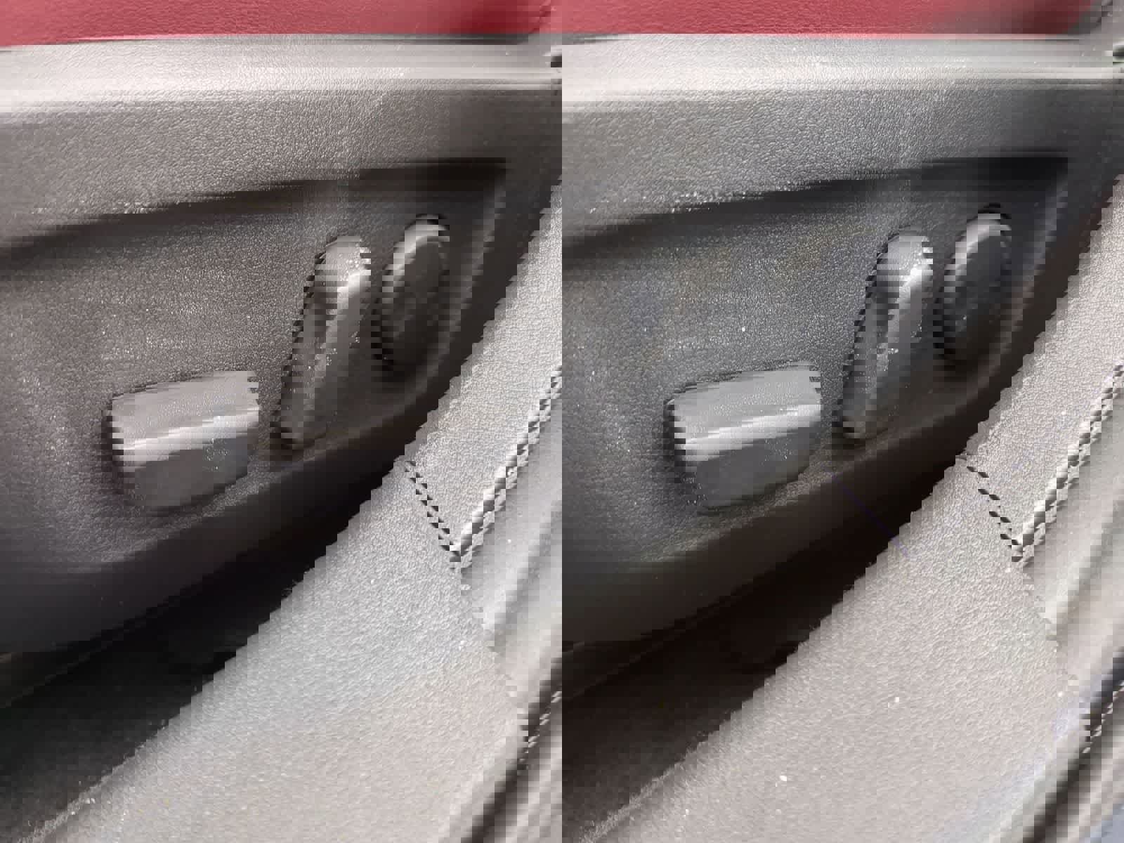 New 2026 MAZDA MAZDA3 Carbon image 16