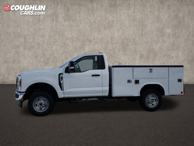 New 2026 Ford F250 XL w/ XL Chrome Package image 5