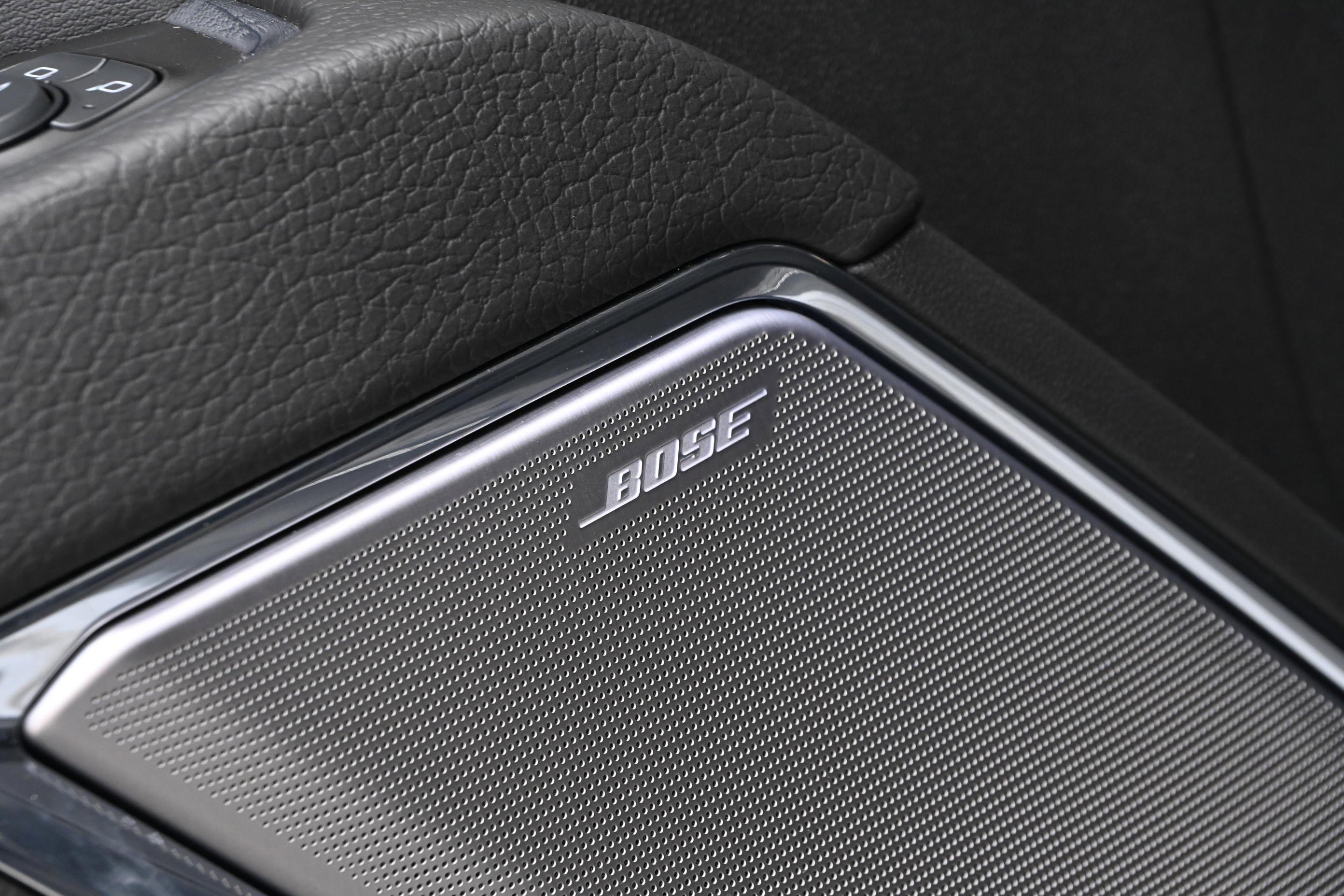 Used 2024 GMC Sierra 2500 Denali w/ Denali Reserve Package image 37