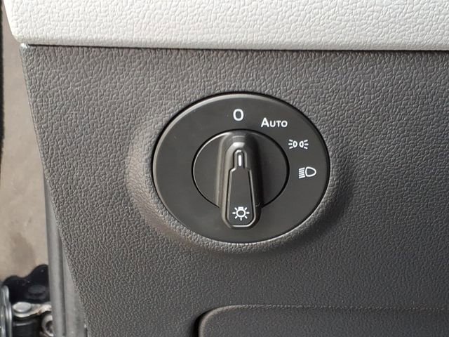 Used 2022 Volkswagen Taos S image 13