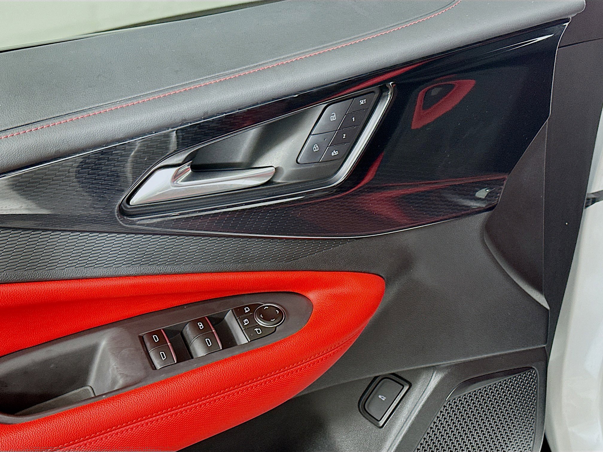 Used 2024 Chevrolet Blazer EV RS AWD/4WD image 15