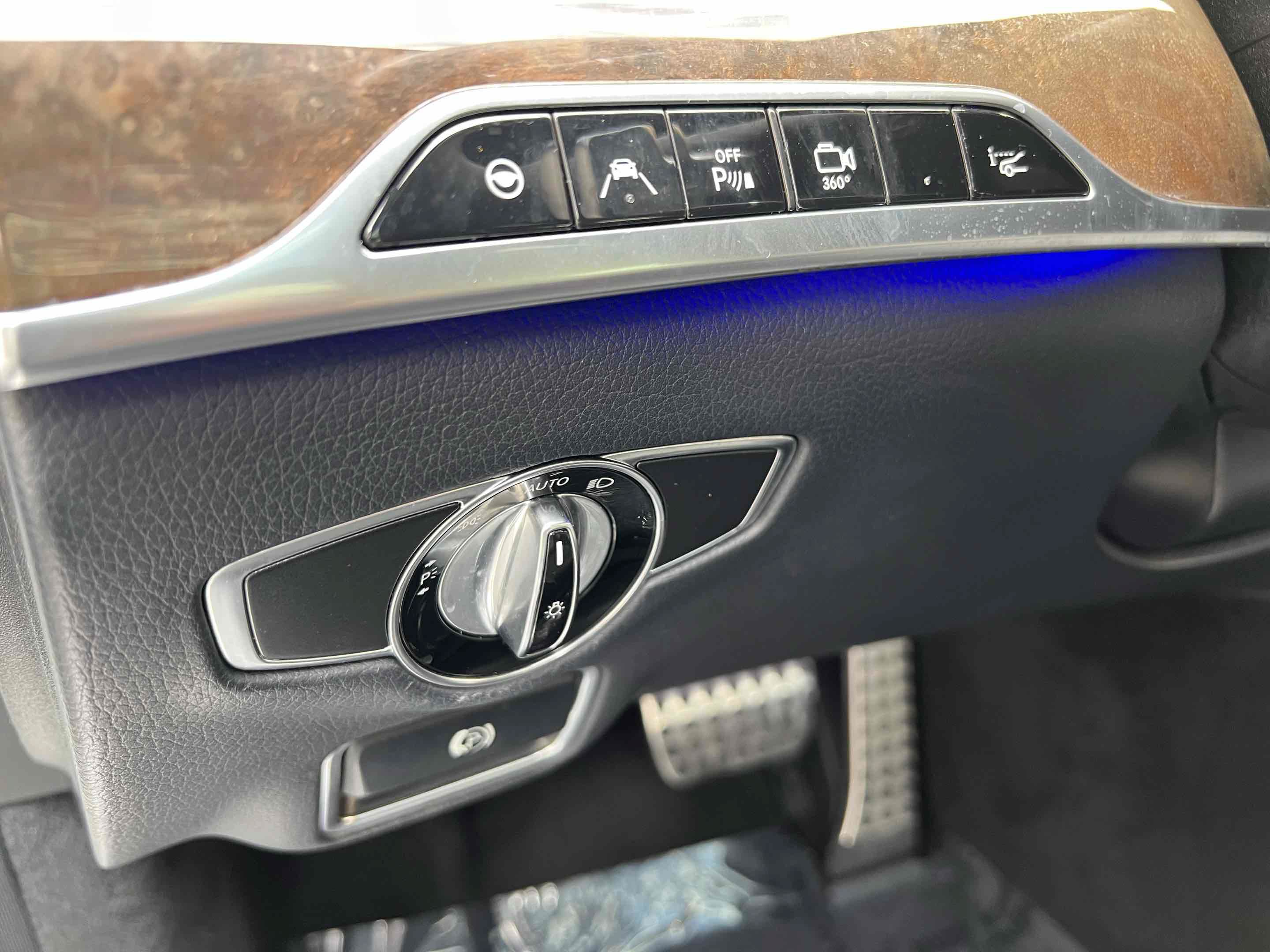 Used 2015 Mercedes-Benz S 550 Sedan image 39
