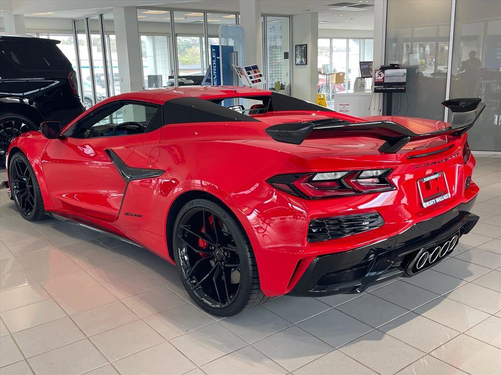 Used 2025 Chevrolet Corvette Z06 image 28