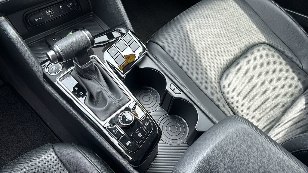 Used 2023 Kia Sportage EX image 21