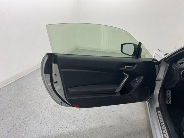 Used 2013 Scion FR-S RWD image 19