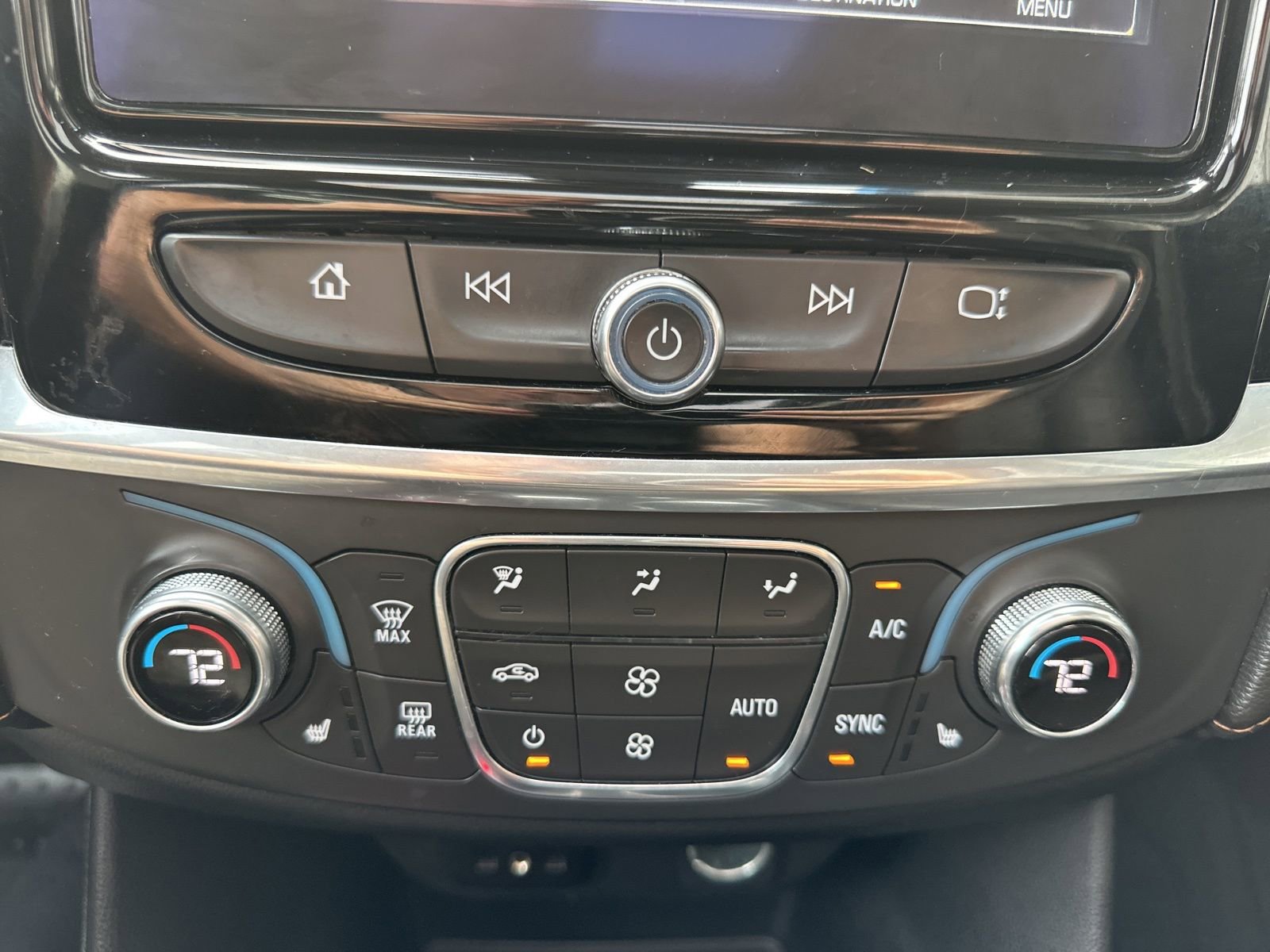 Used 2019 Chevrolet Traverse LT w/ LT Premium Package image 30