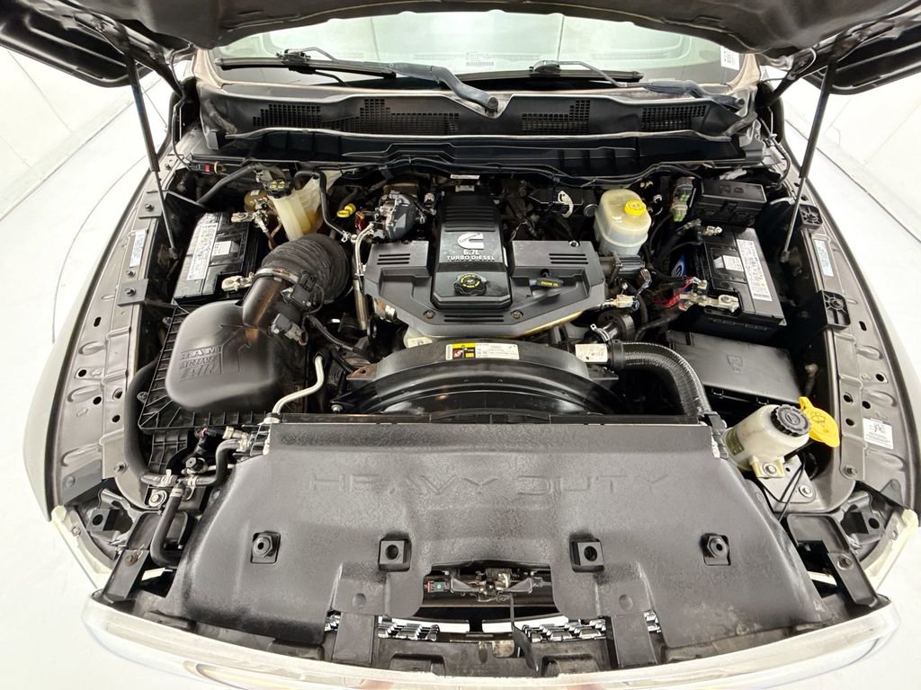 Used 2014 RAM 3500 Laramie image 28