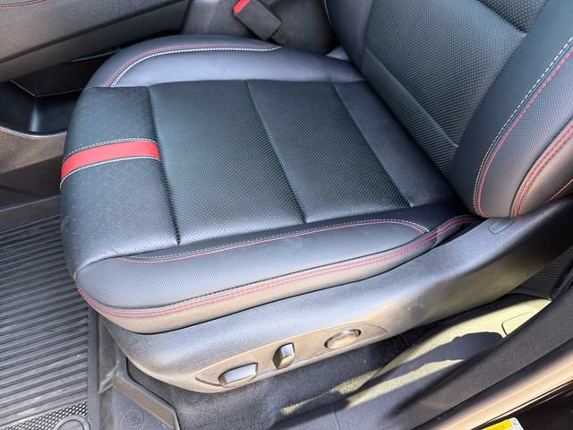 Used 2025 Chevrolet Traverse RS w/ LPO, Floor Liner Package FWD image 20