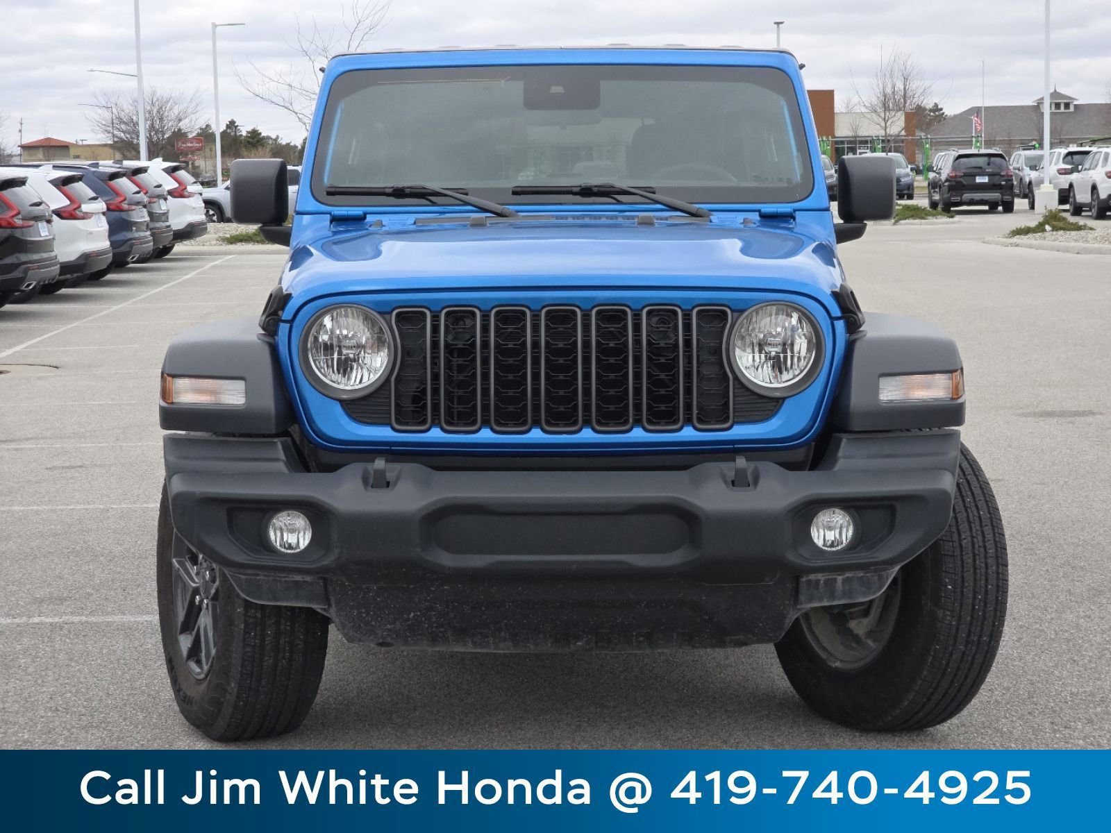 Used 2024 Jeep Wrangler Sport S image 13