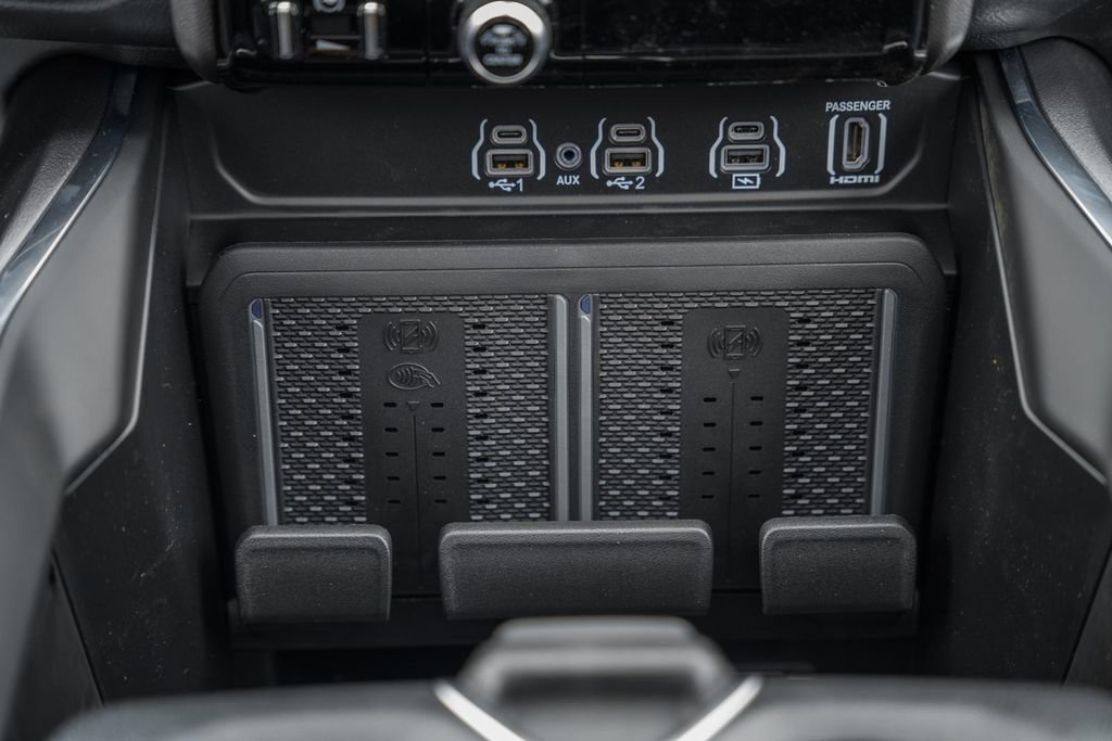 New 2026 RAM 1500 Laramie AWD/4WD image 29