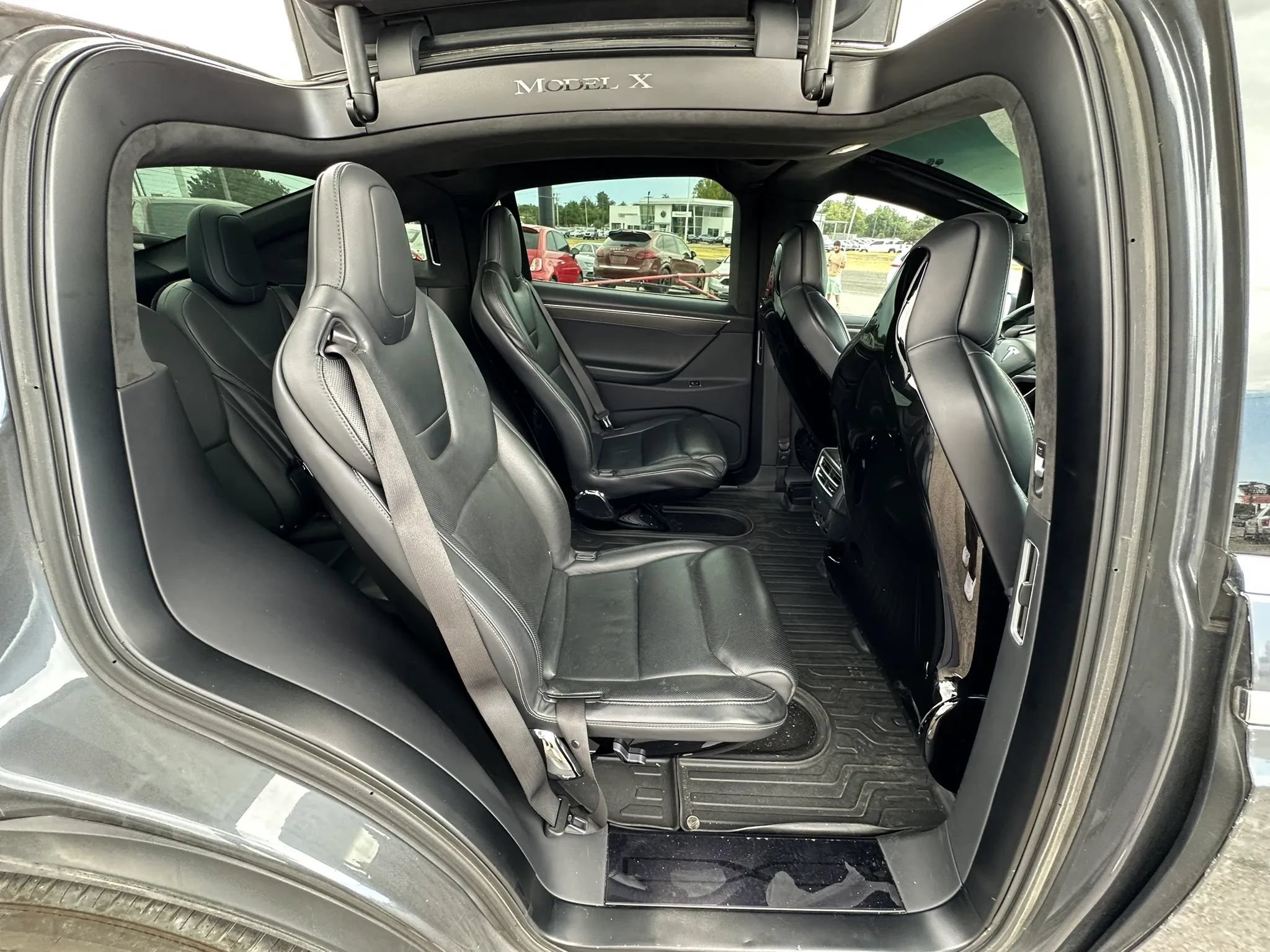 Used 2016 Tesla Model X 90D AWD/4WD image 14