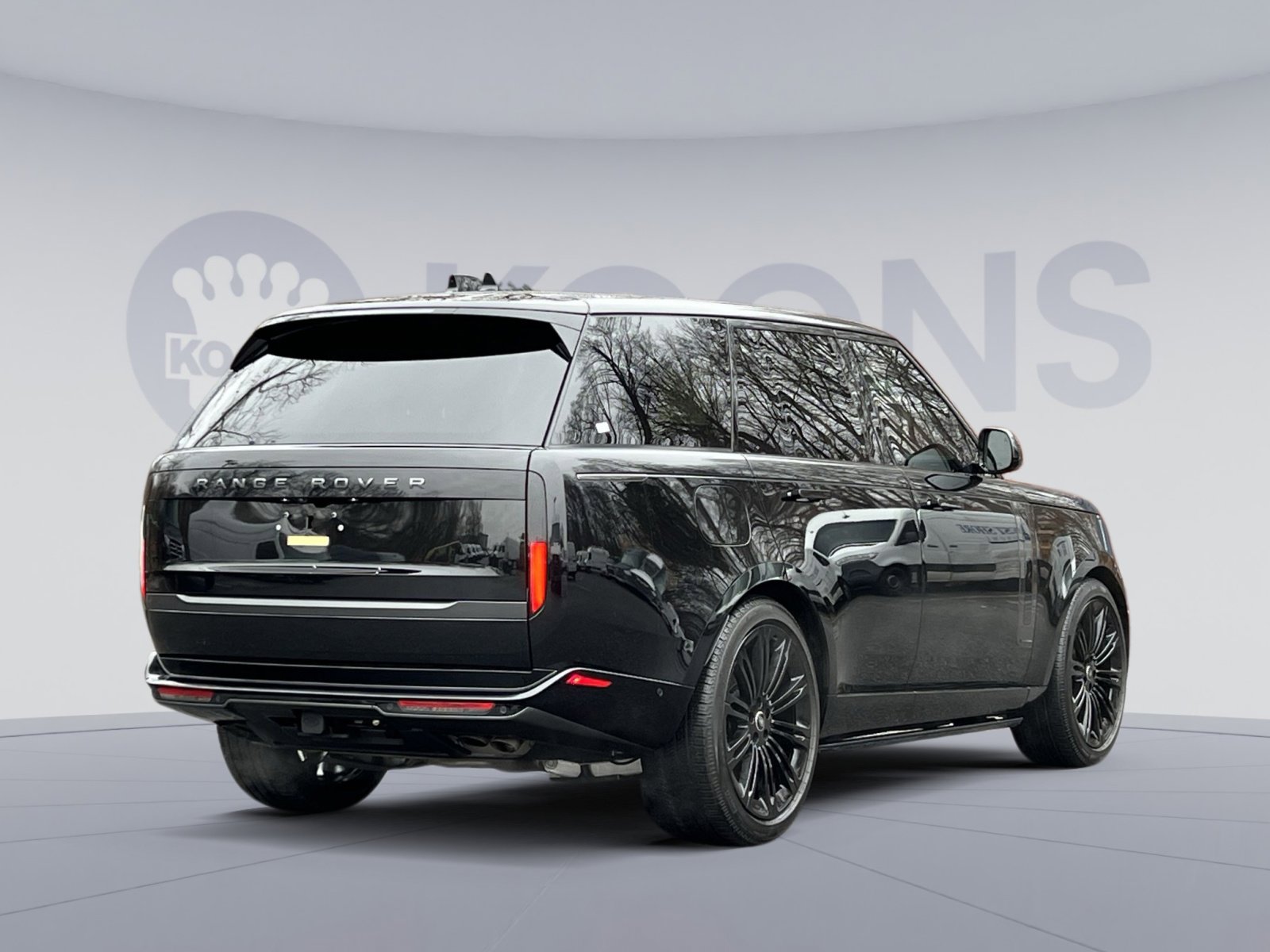 Used 2025 Land Rover Range Rover Autobiography image 5