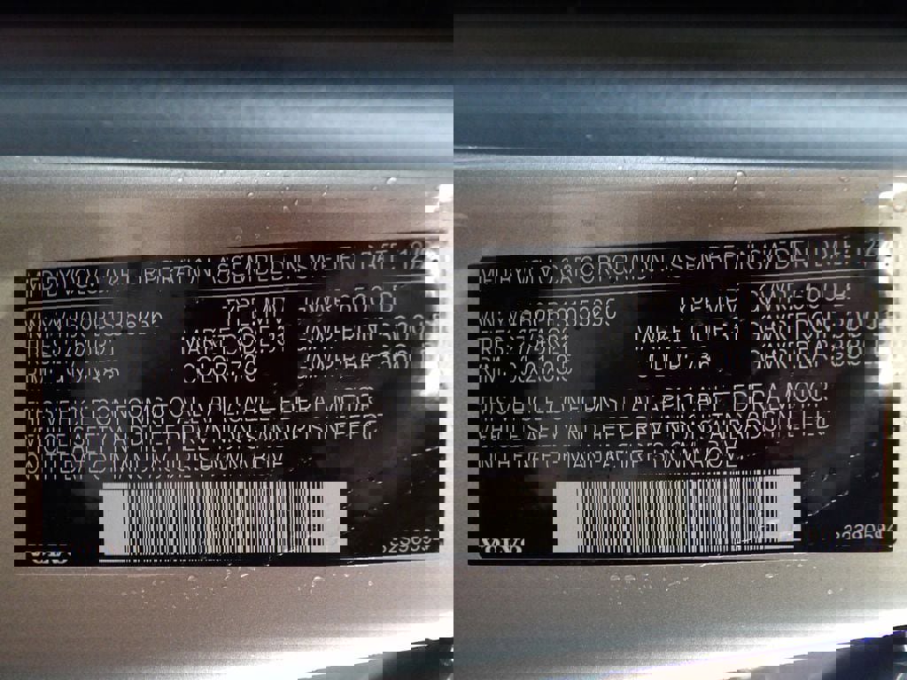 Certified 2025 Volvo XC90 T8 Plus image 34