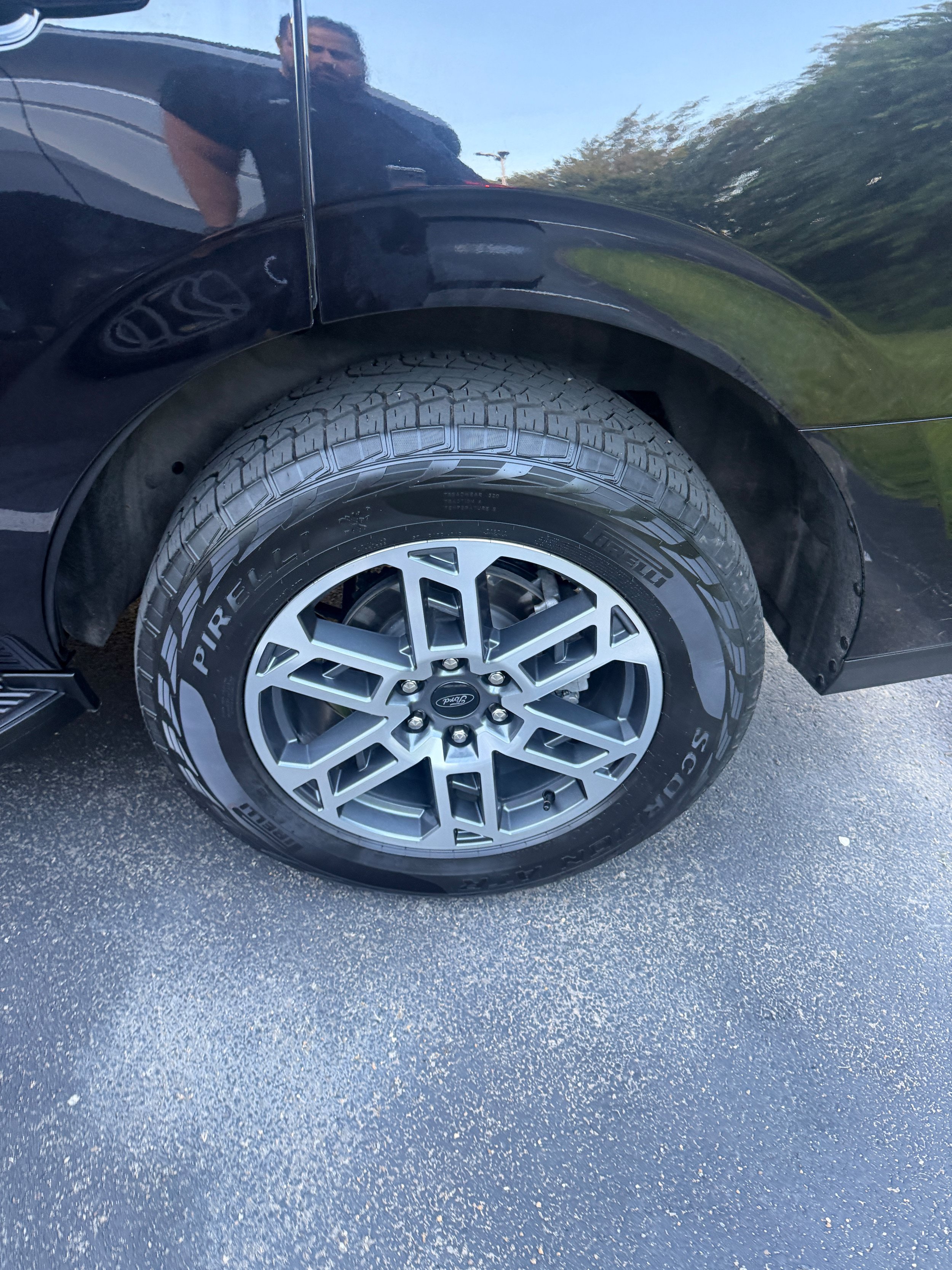 Certified 2025 Ford Expedition Active AWD/4WD image 27