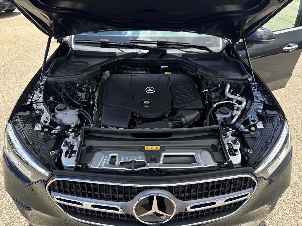 New 2026 Mercedes-Benz GLC 300 4MATIC image 28