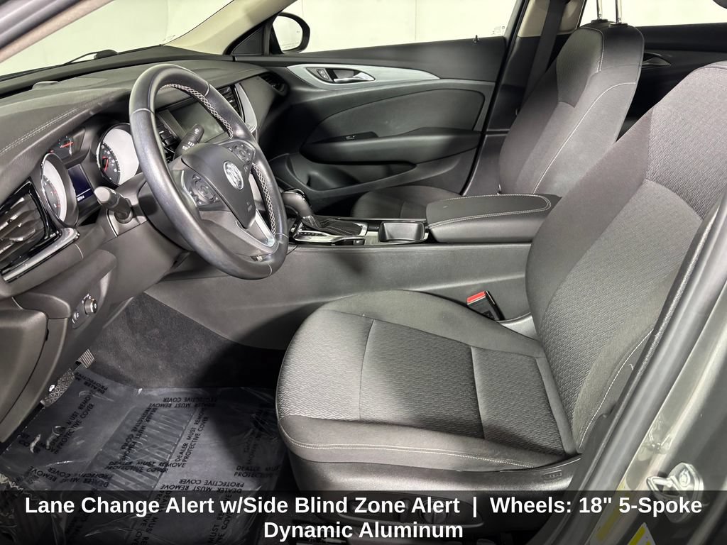 Used 2019 Buick Regal Preferred w/ Driver Confidence Package I FWD image 11