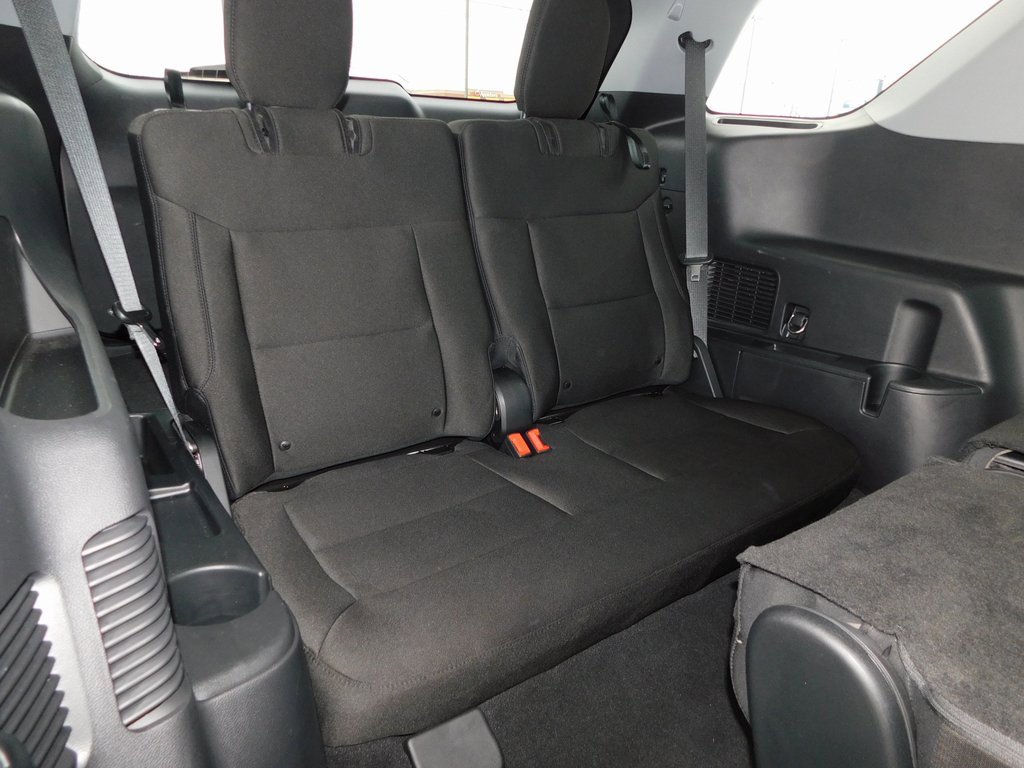 Used 2023 Ford Explorer XLT image 32