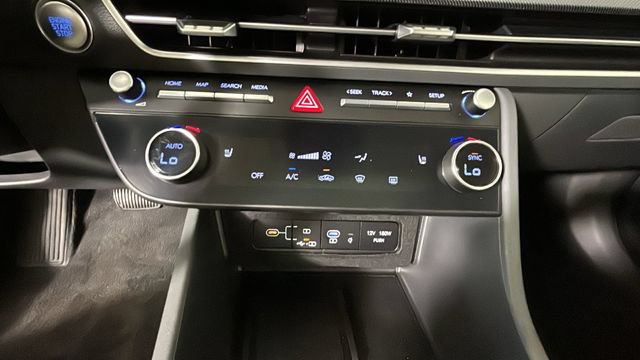 Certified 2025 Hyundai Sonata SEL FWD image 22