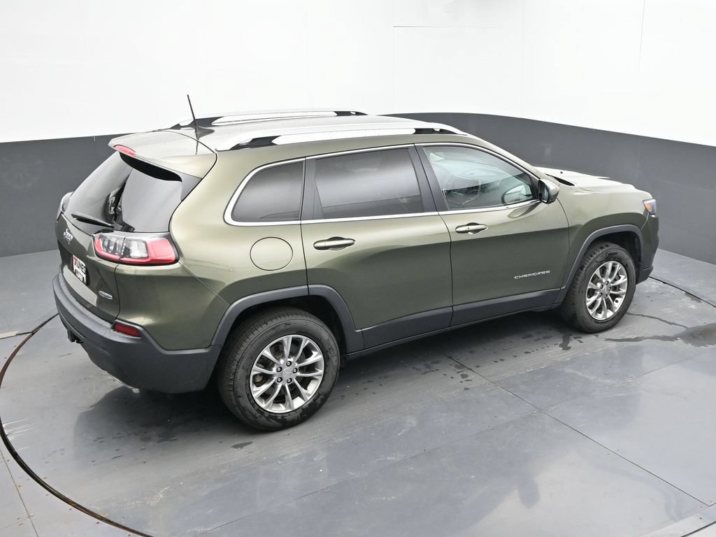 Used 2019 Jeep Cherokee Latitude Plus w/ Comfort/Convenience Group AWD/4WD image 13
