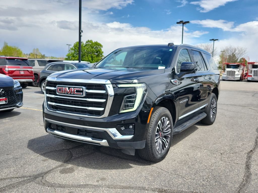 Used 2025 GMC Yukon Elevation w/ LPO, Elevation Black Package AWD/4WD image 8