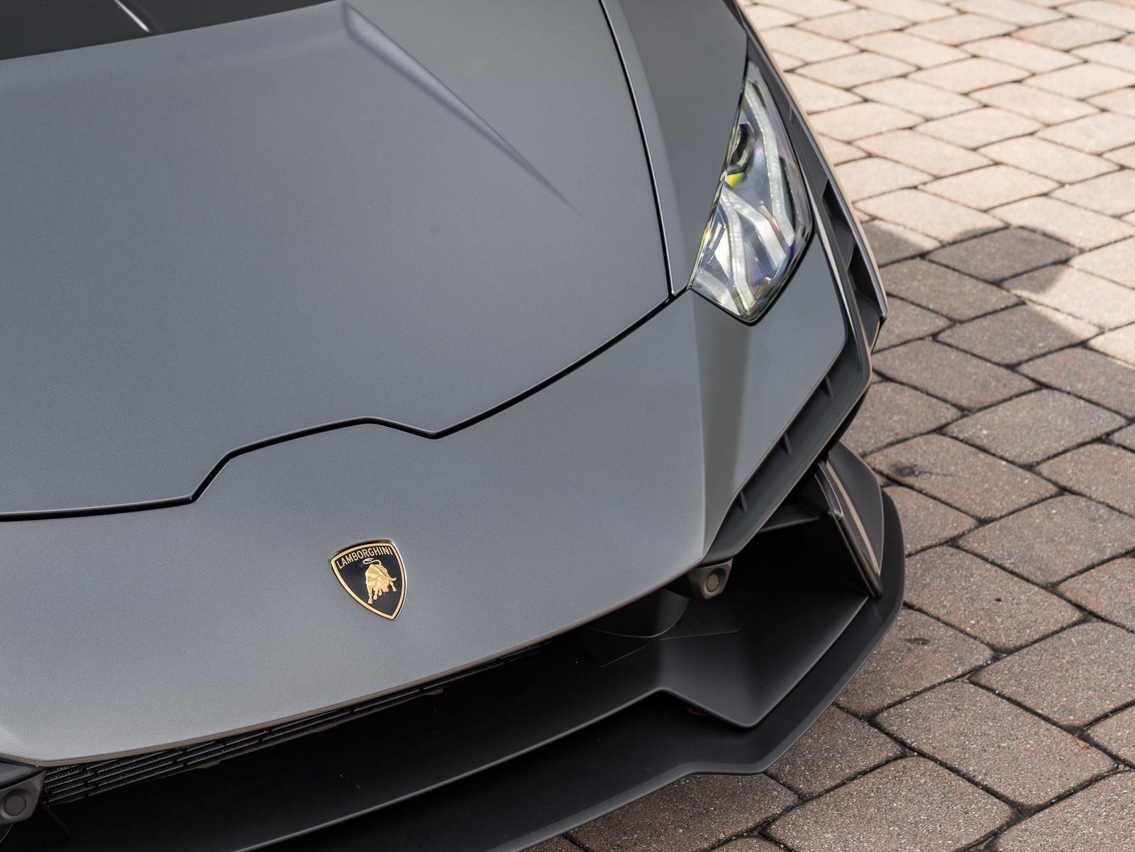 Used 2024 Lamborghini Huracan Tecnica image 23