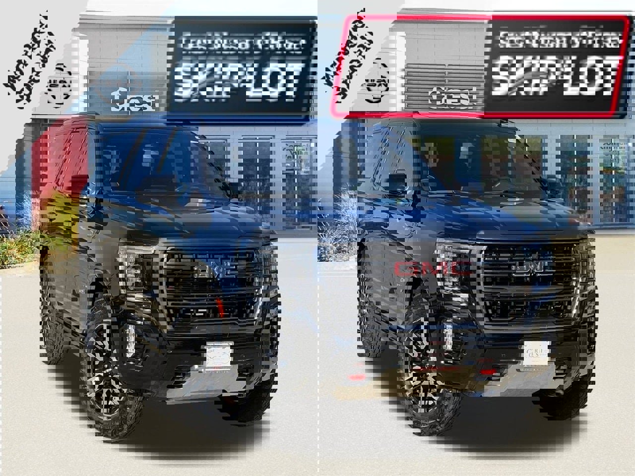 Used 2024 GMC Yukon AT4 w/ AT4 Premium Plus Package image 1