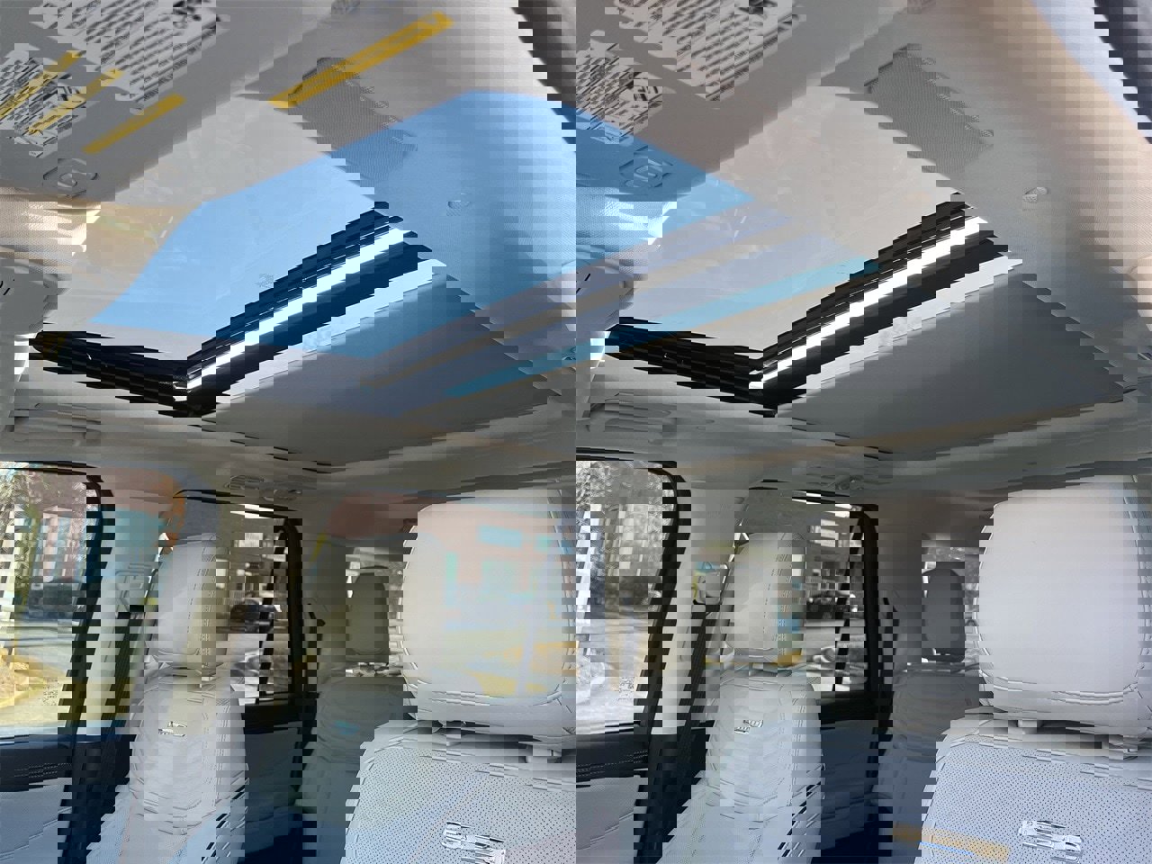 New 2025 Ford Expedition Max Platinum w/ Platinum Ultimate Package image 13