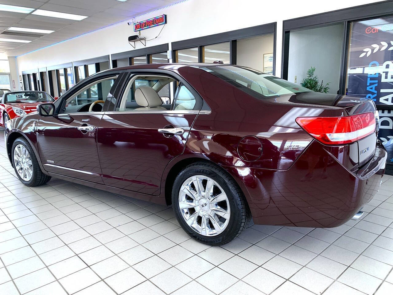 Used 2011 Lincoln MKZ Hybrid w/ 202A Rapid Spec Order Code FWD image 6