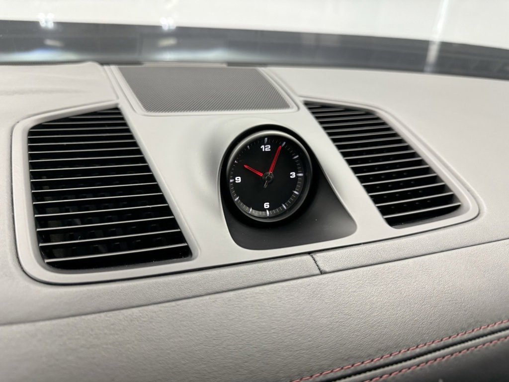 Used 2019 Porsche Cayenne S image 38