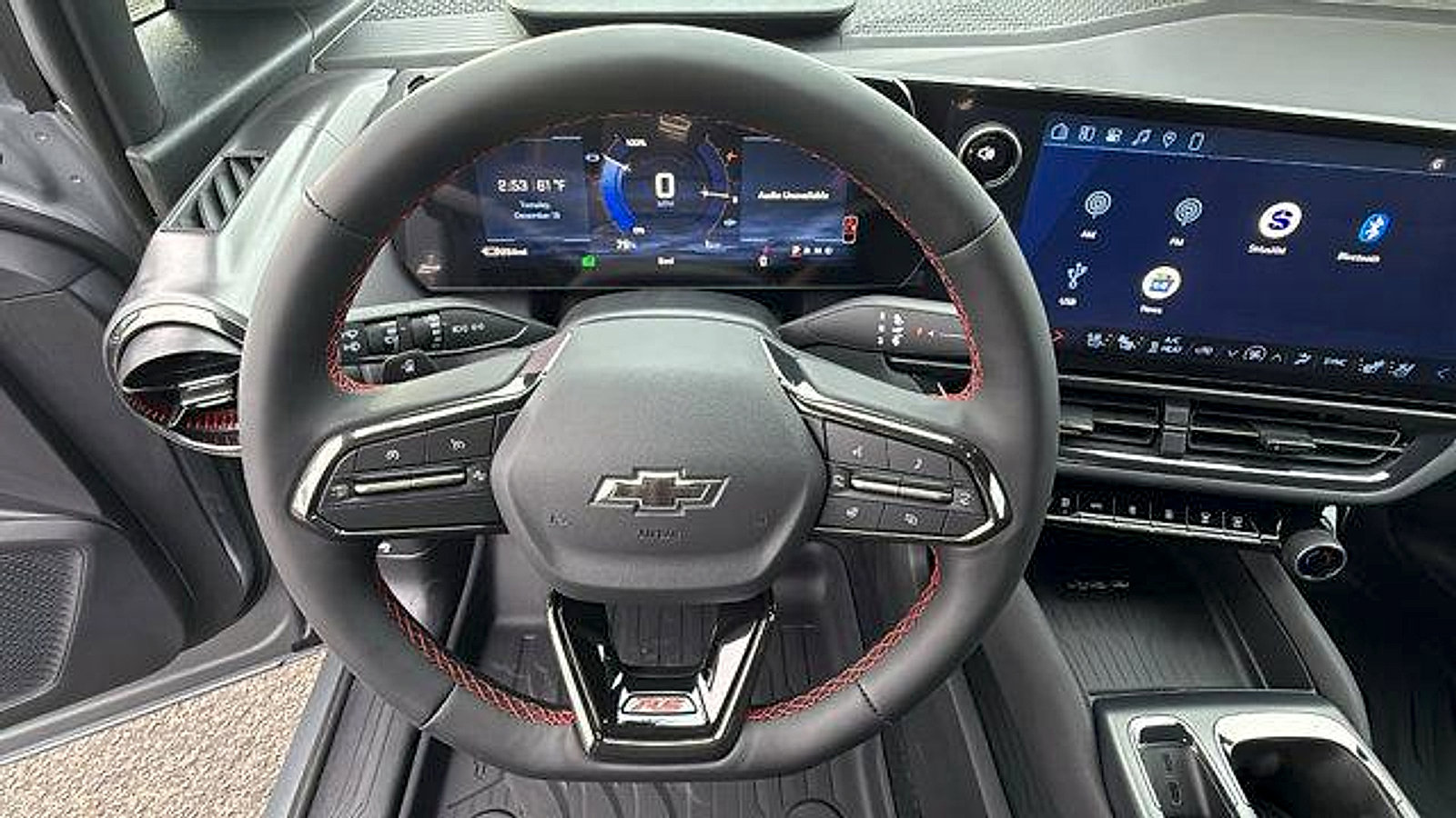 New 2026 Chevrolet Equinox EV RS image 17