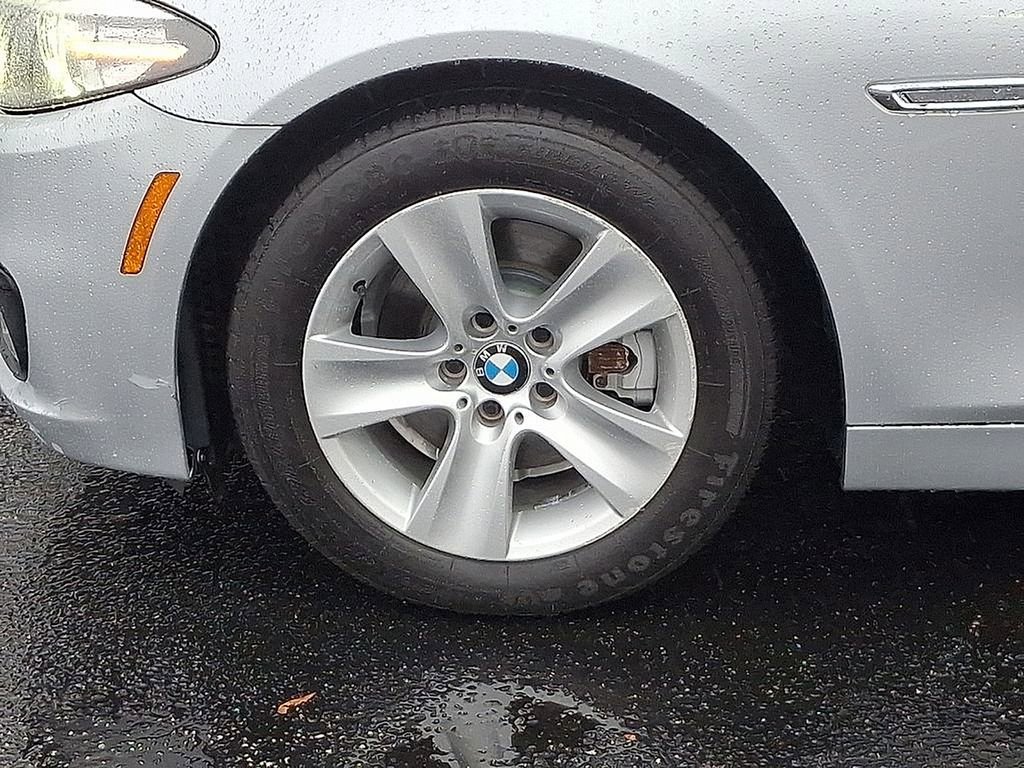 Used 2015 BMW 528i Sedan image 8