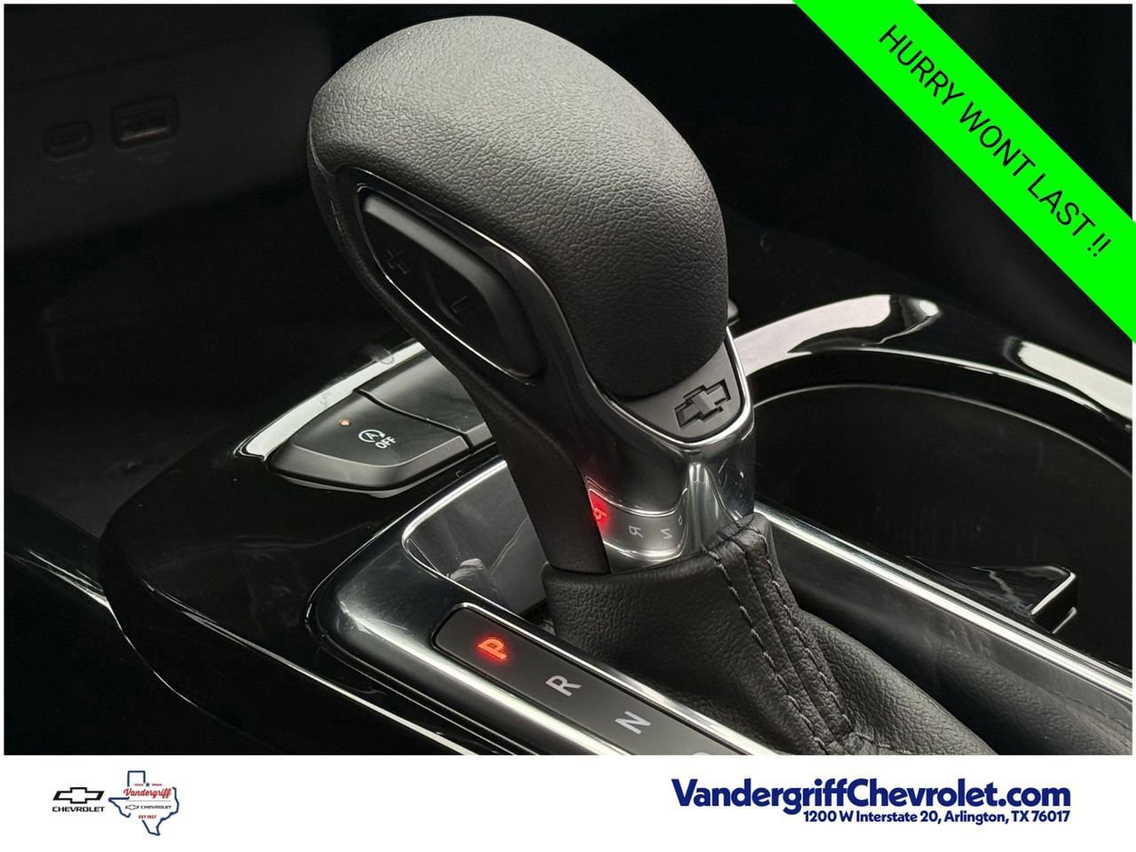 New 2026 Chevrolet Trax ACTIV w/ Sunroof Package FWD image 17
