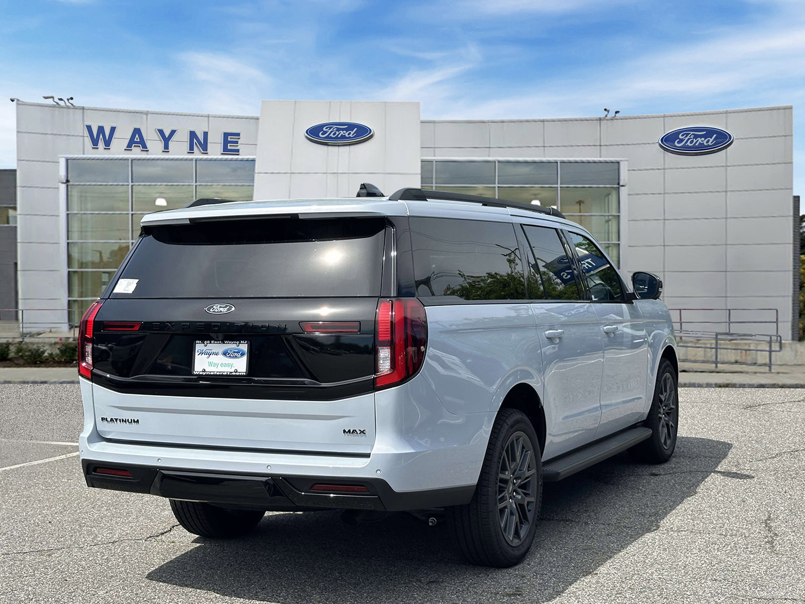 New 2026 Ford Expedition Max Platinum w/ Stealth Appearance Package AWD/4WD image 4