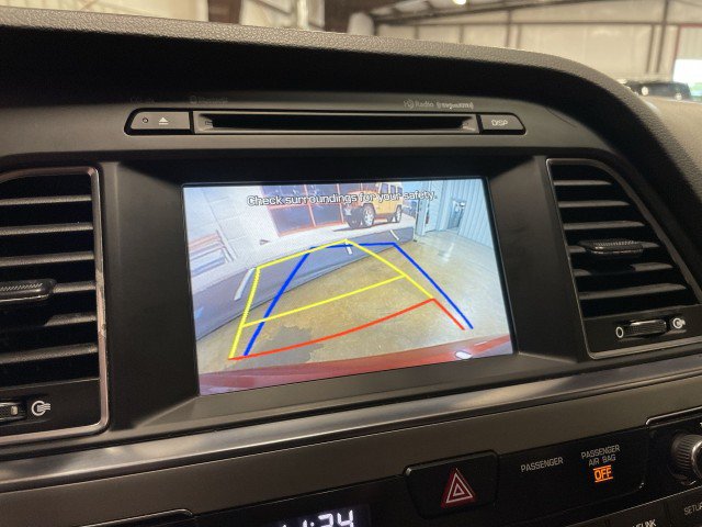 Used 2017 Hyundai Sonata SE FWD image 19
