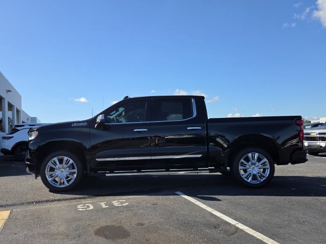 New 2026 Chevrolet Silverado 1500 High Country w/ High Country Premium Package AWD/4WD image 3