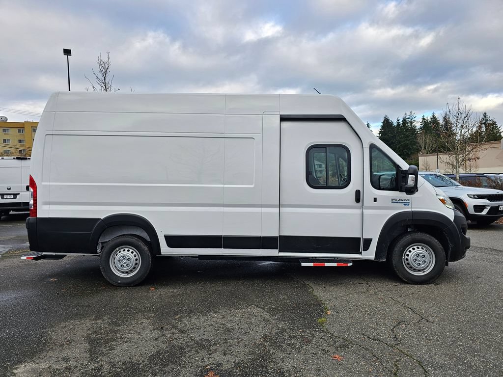 New 2024 RAM ProMaster 3500 w/ Delivery Van Package FWD image 3