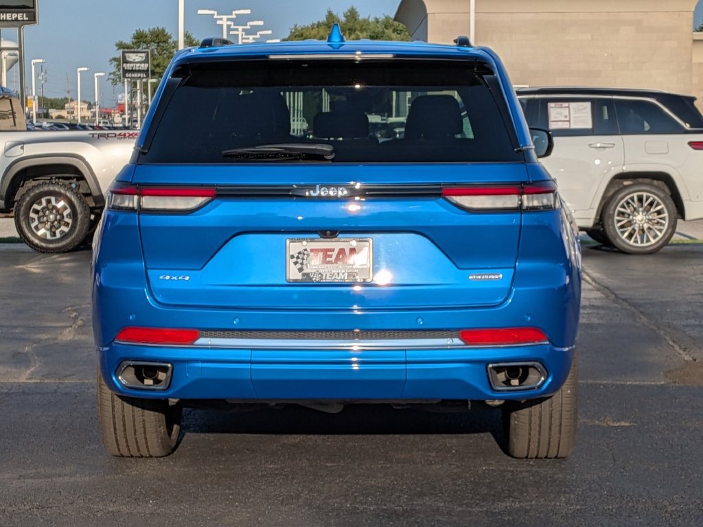 Certified 2023 Jeep Grand Cherokee Overland AWD/4WD image 7