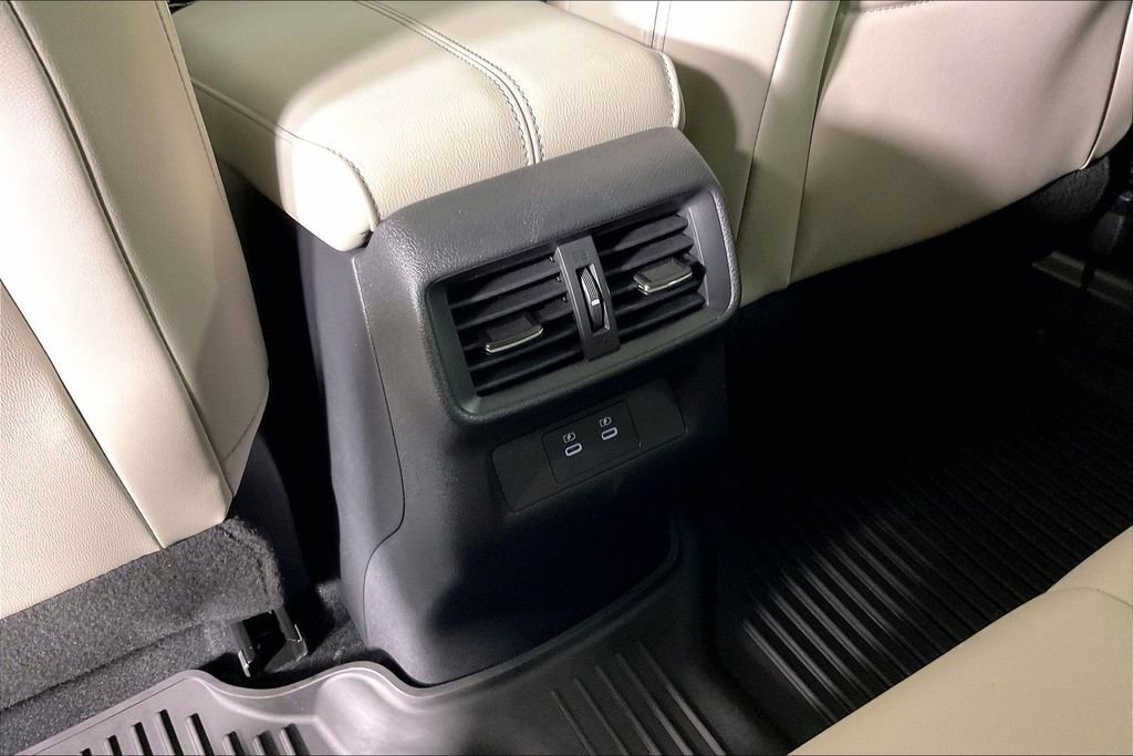 Certified 2025 Nissan Murano SL AWD/4WD image 33