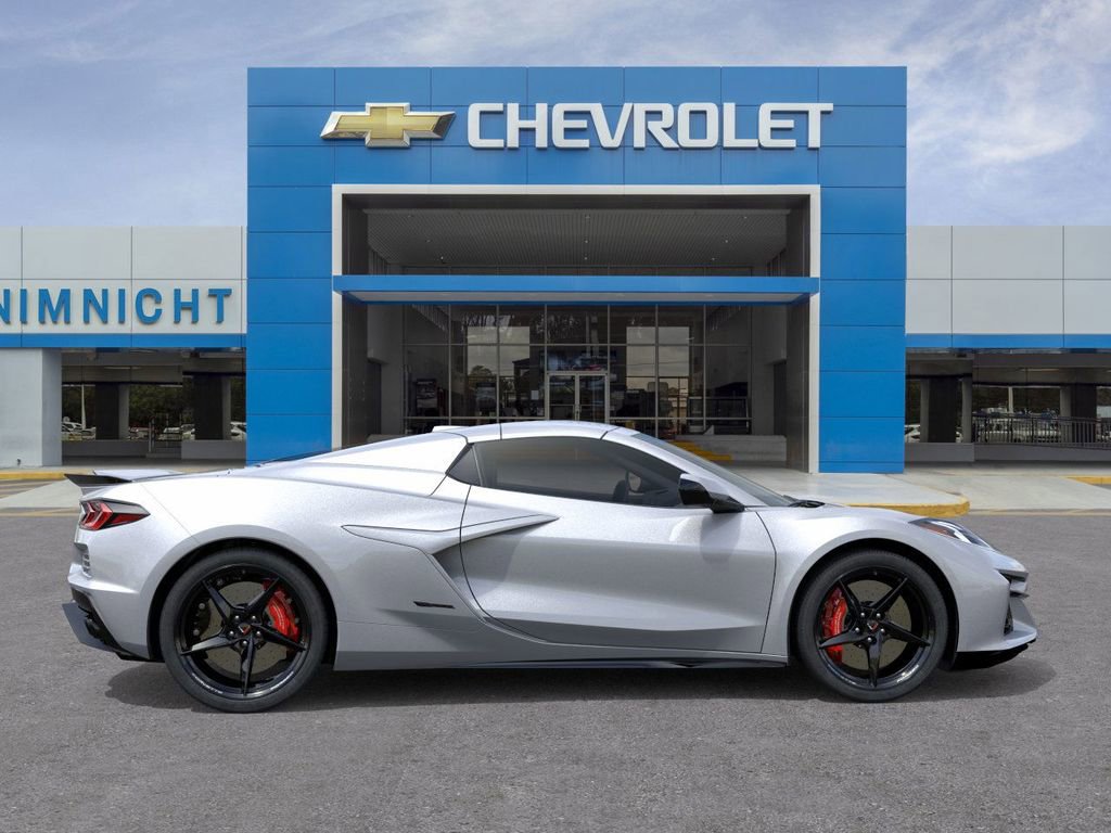 New 2026 Chevrolet Corvette E-Ray image 5