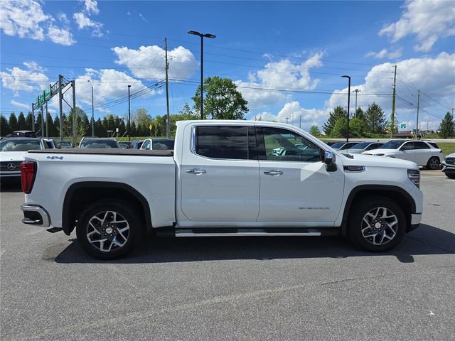 Used 2023 GMC Sierra 1500 SLT w/ SLT Premium Plus Package AWD/4WD image 2