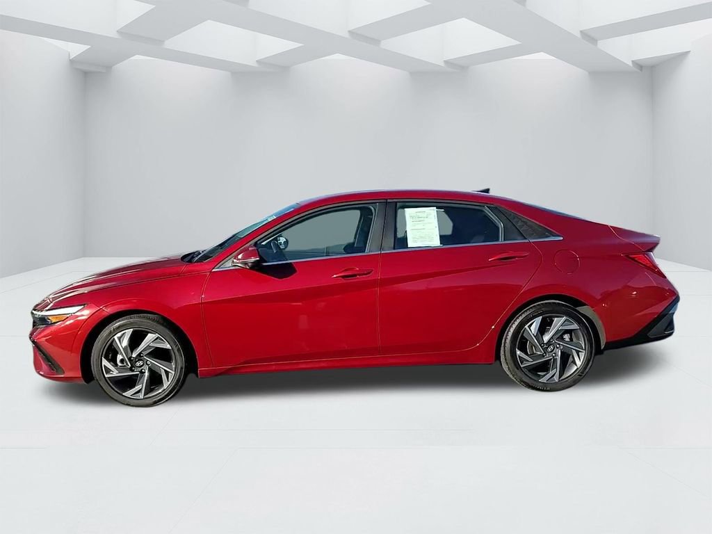 Certified 2024 Hyundai Elantra Limited image 7