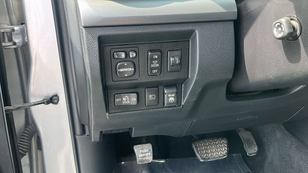 Used 2019 Toyota Tundra Platinum AWD/4WD image 10