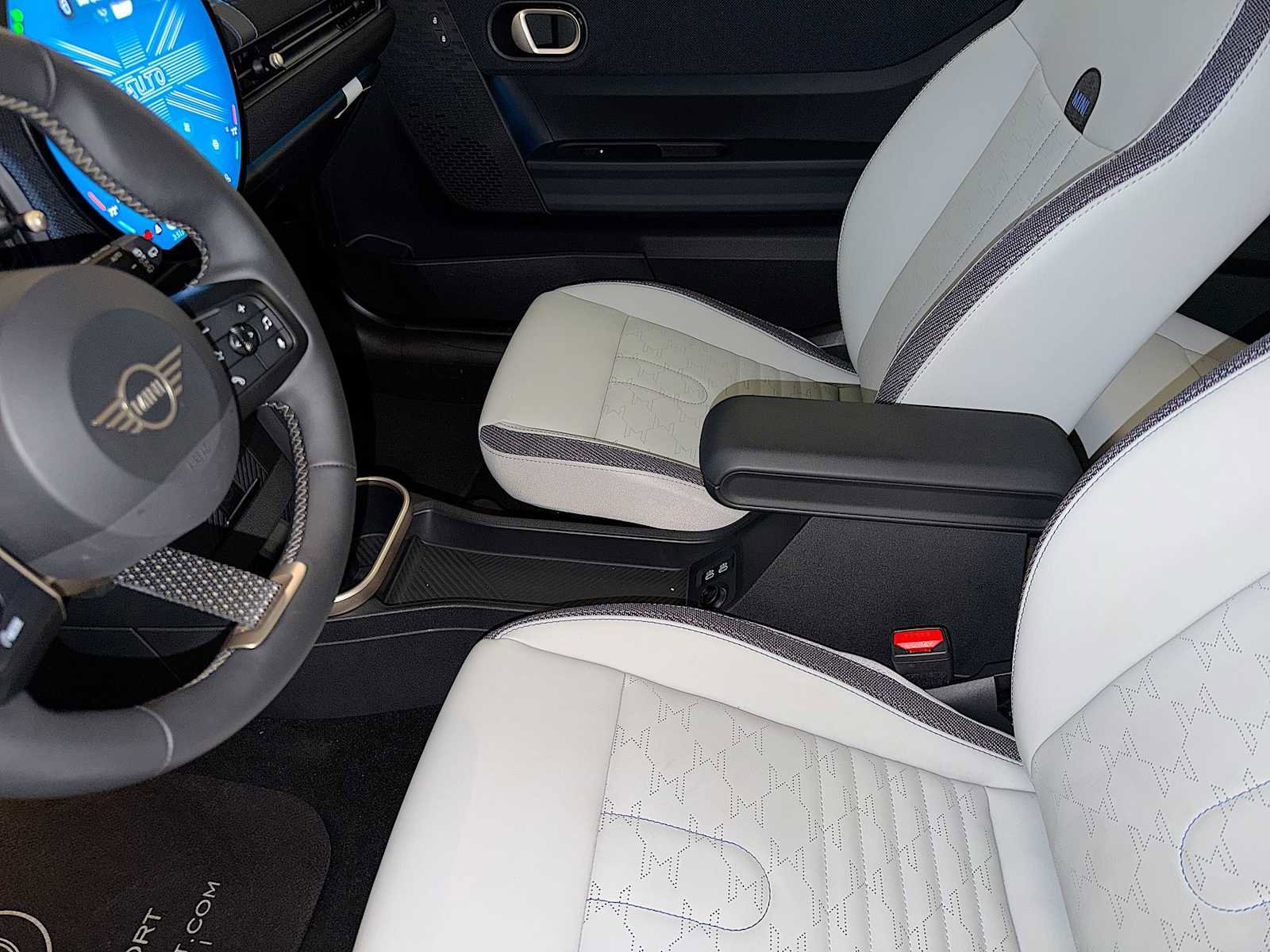 Certified 2025 MINI Cooper S image 19