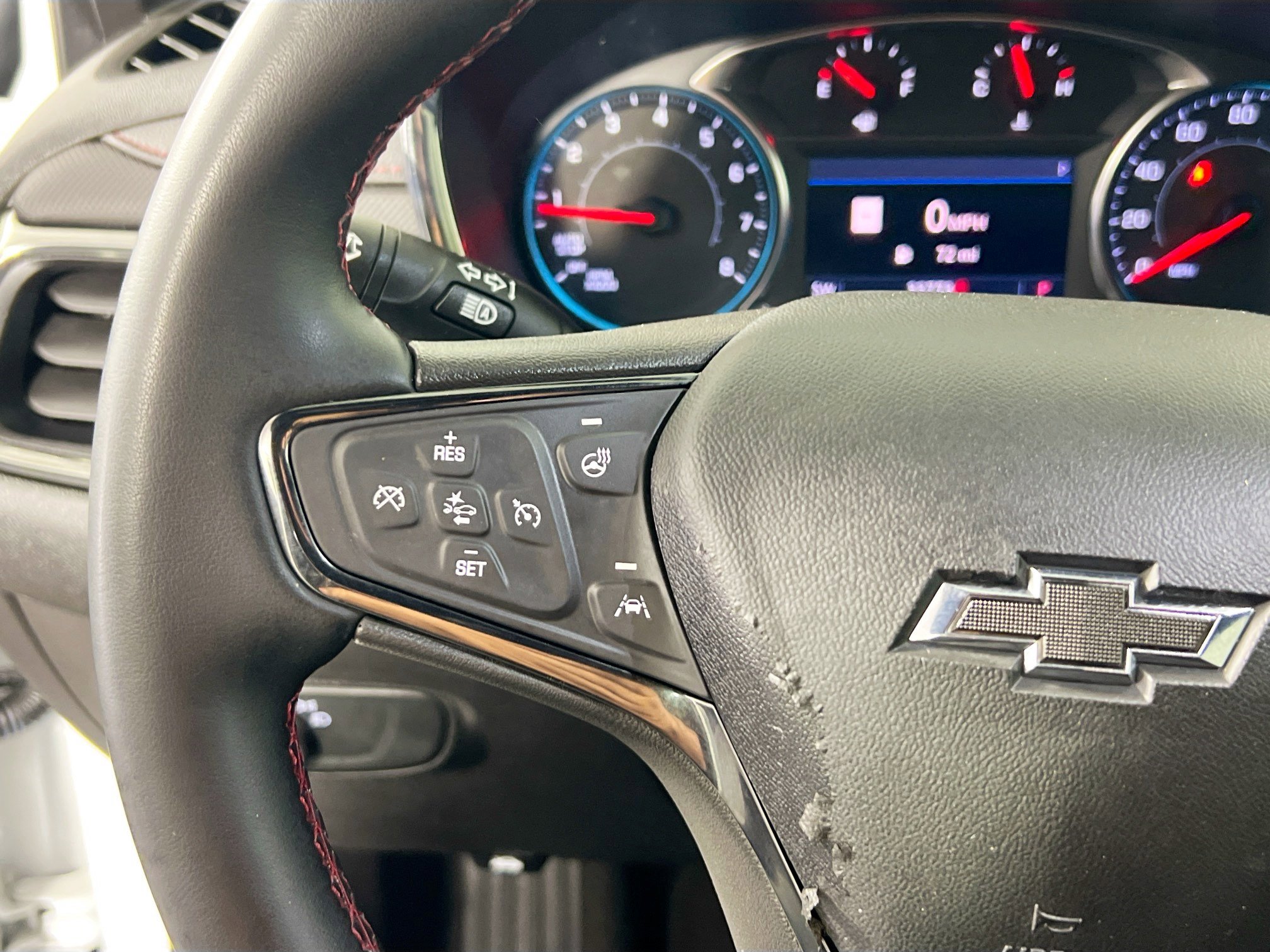 Used 2024 Chevrolet Equinox RS w/ RS Leather Package FWD image 18