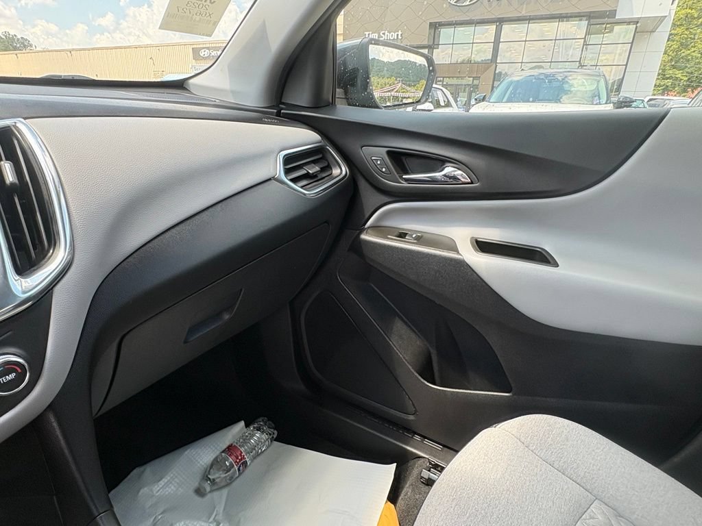 Used 2023 Chevrolet Equinox LT FWD image 25